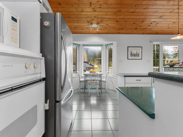 711 Fraser Avenue, Hope, BC, V0X 1L0 - 19