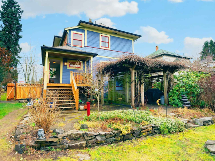 510 Third Avenue, New Westminster, BC, V3L 1M7 - 4