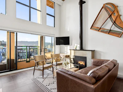 805-22 E Cordova Street - 2