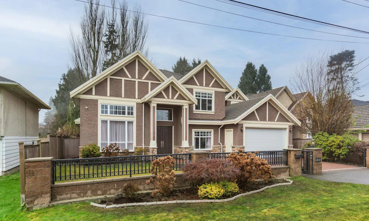 5931 Riverdale Drive