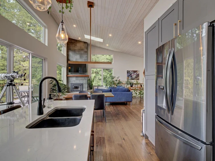 5933 Sandy Hook Road, Sechelt, BC, V7Z 0P4 - 32