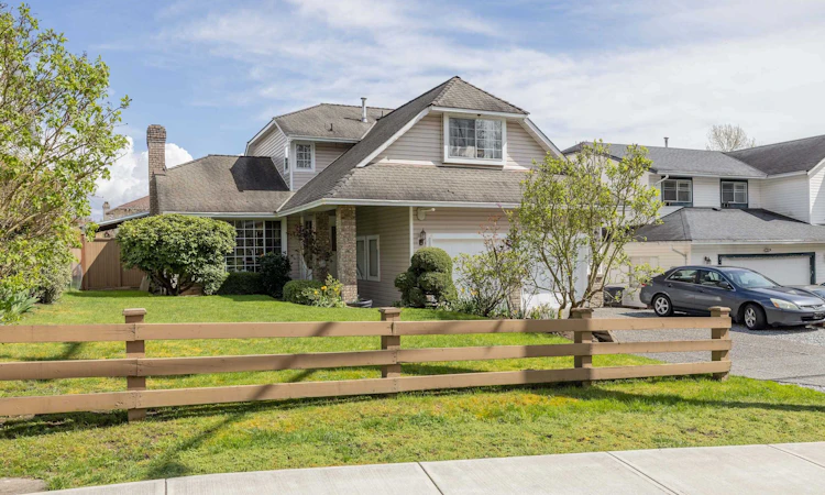7838 160 Street