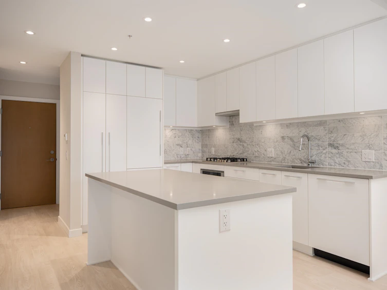 414-110 E 17th Street, North Vancouver, BC, V5V 1A1 - 10
