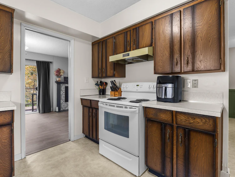 1507 Elinor Crescent, Port Coquitlam, BC, V3C 2Y3 - 14