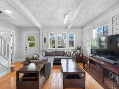 235 Pembina Street - 4