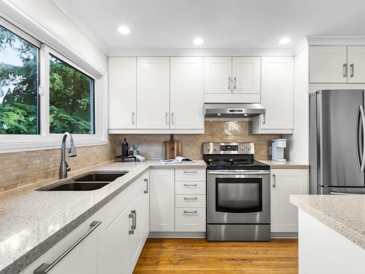 2983 Surf Crescent, Coquitlam, BC, V3C 3S7 - 9