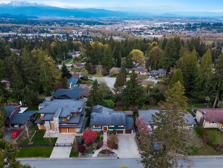 2983 Surf Crescent, Coquitlam, BC, V3C 3S7 - 37