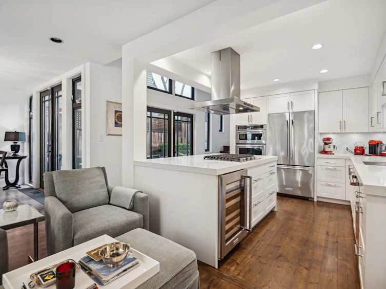 3814 W 11 Avenue, Vancouver, BC, V6R 2K9 - 13