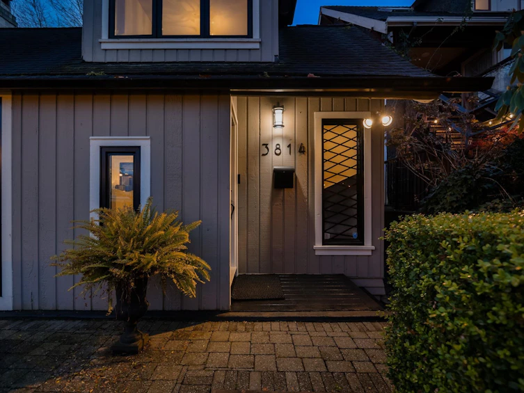 3814 W 11 Avenue, Vancouver, BC, V6R 2K9 - 32