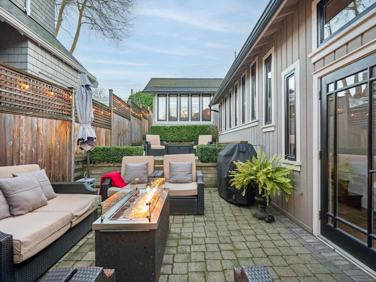 3814 W 11 Avenue, Vancouver, BC, V6R 2K9 - 5