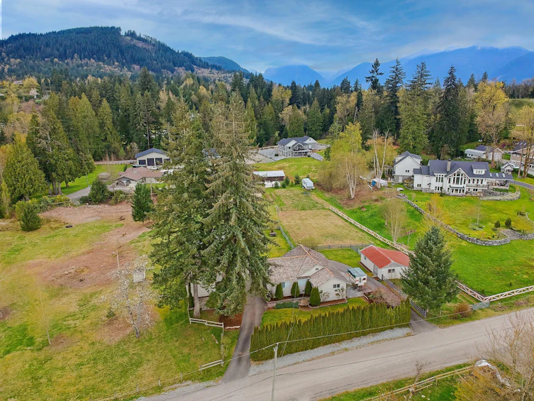 34045 Hartman Avenue, Mission, BC, V2V 6B2 - 8