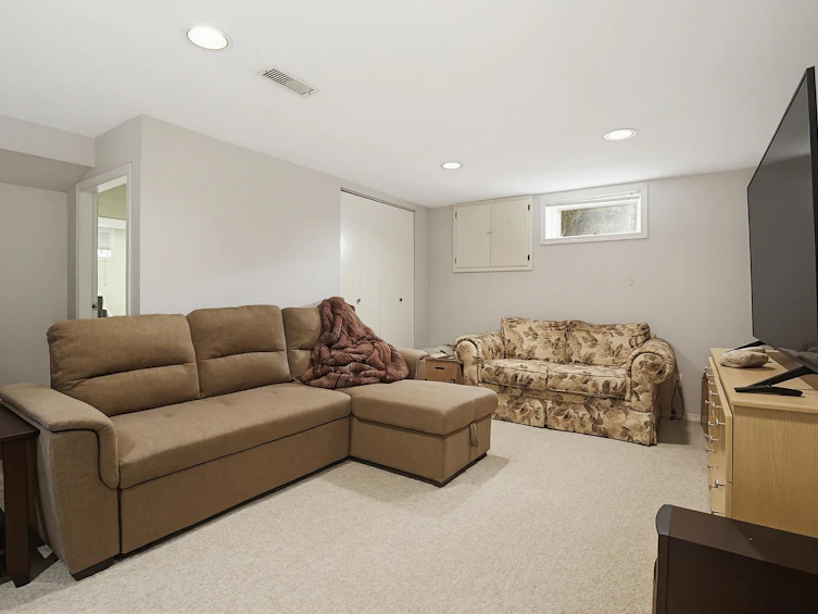 34045 Hartman Avenue, Mission, BC, V2V 6B2 - 22