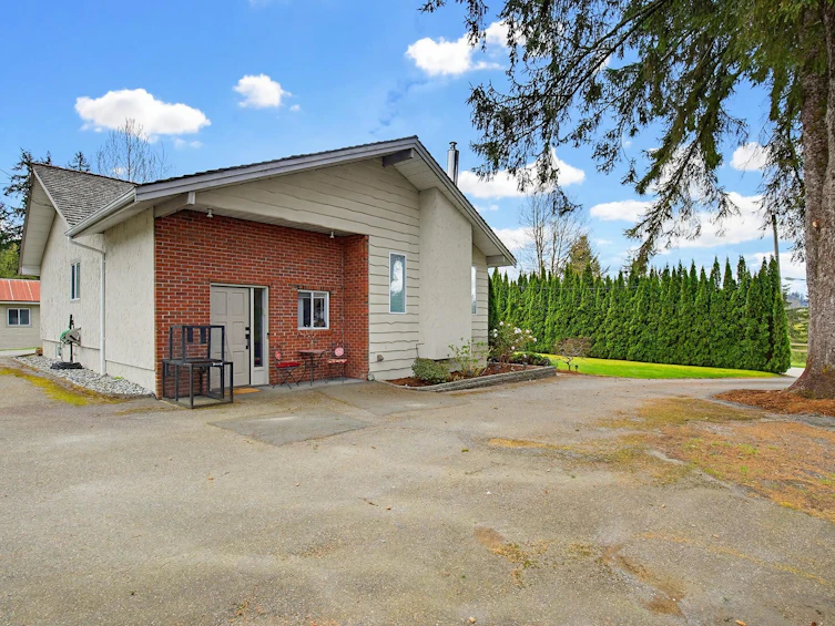 34045 Hartman Avenue, Mission, BC, V2V 6B2 - 24