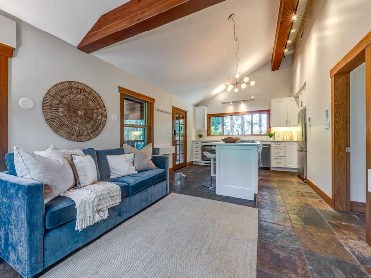 8224 Alpine Way, Whistler, BC, V8E 0G2 - 21