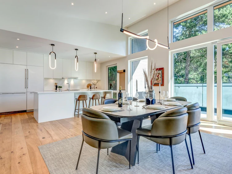 8224 Alpine Way, Whistler, BC, V8E 0G2 - 3