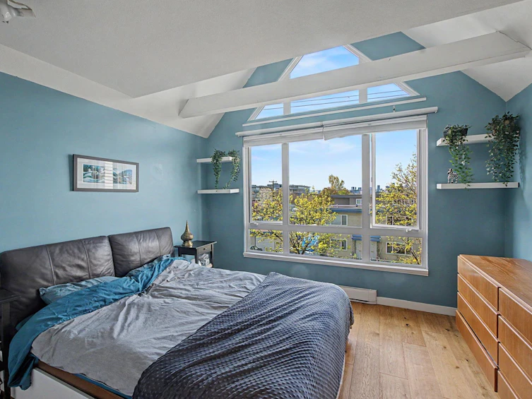 130 Lakewood Drive, Vancouver, BC, V5L 4L3 - 9