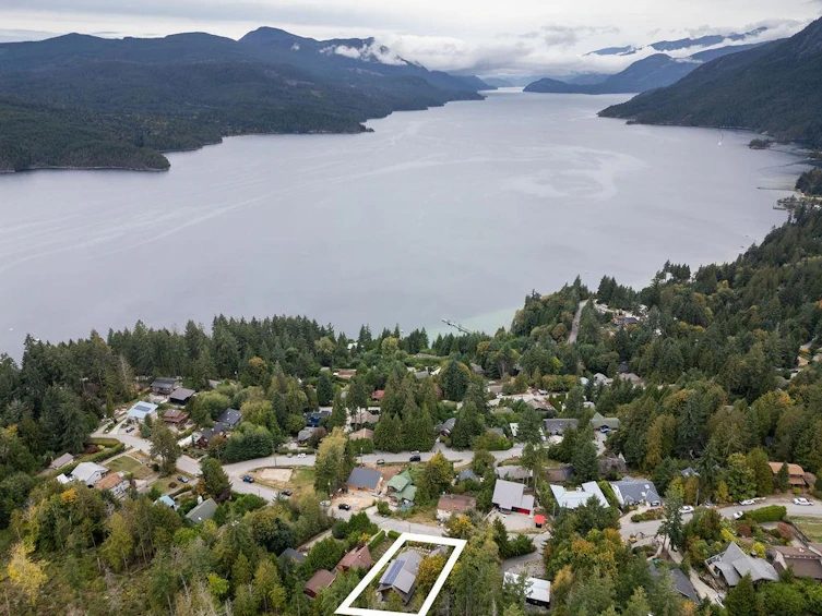 5895 Skookumchuk Road, Sechelt, BC, V7Z 0E1 - 34