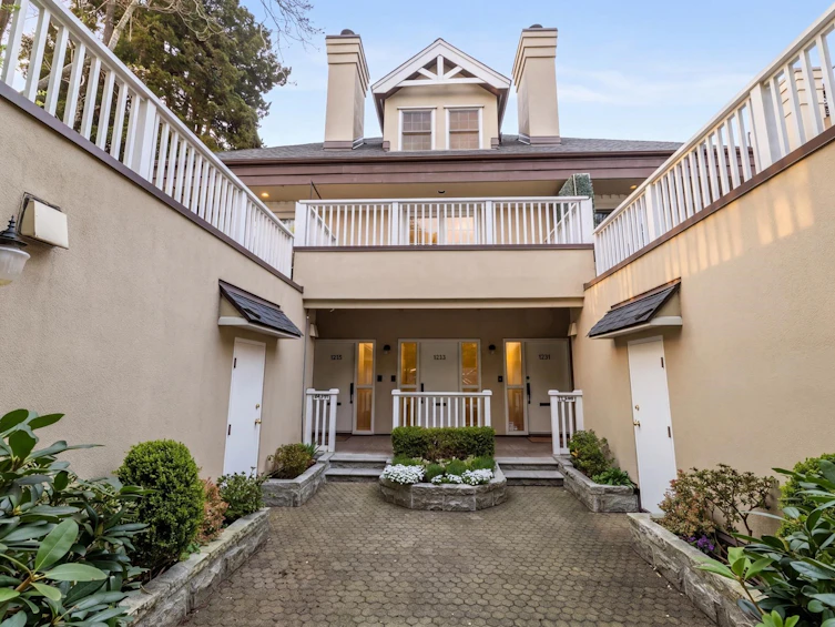 1229 W 8th Avenue, Vancouver, BC, V6H 1C7 - 31