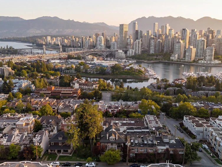1229 W 8th Avenue, Vancouver, BC, V6H 1C7 - 32