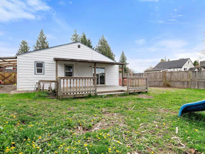 9517 Stanley Street - 4