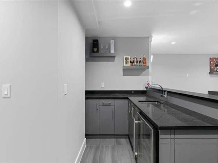 338 Mundy Street, Coquitlam, BC, V3K 5M4 - 32