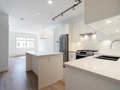 205-20673 78 Avenue - 5