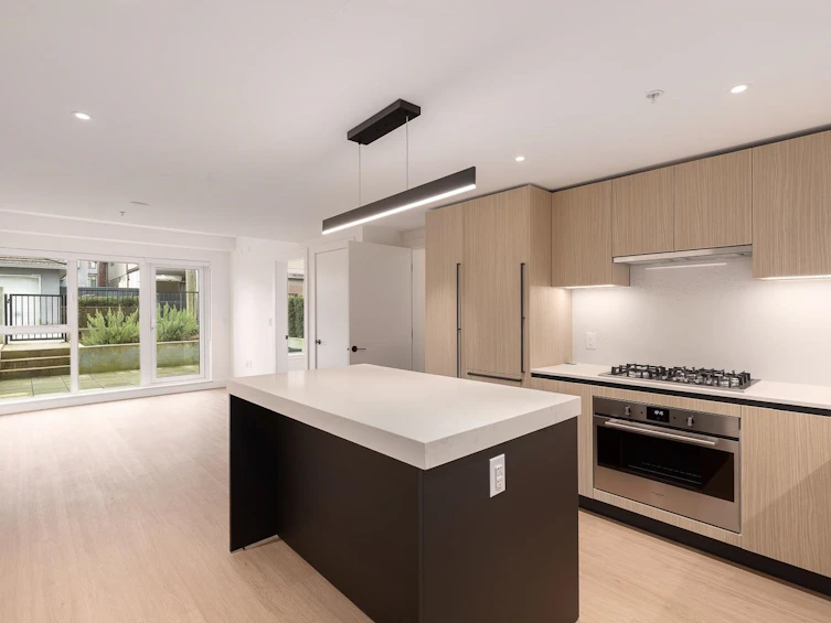 110-2235 E Broadway, Vancouver, BC, V5N 0J5 - 8