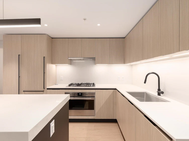 110-2235 E Broadway, Vancouver, BC, V5N 0J5 - 9