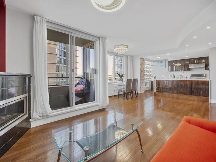 PH1003-1288 Marinaside Crescent, Vancouver, BC, V6Z 2W5 - 6