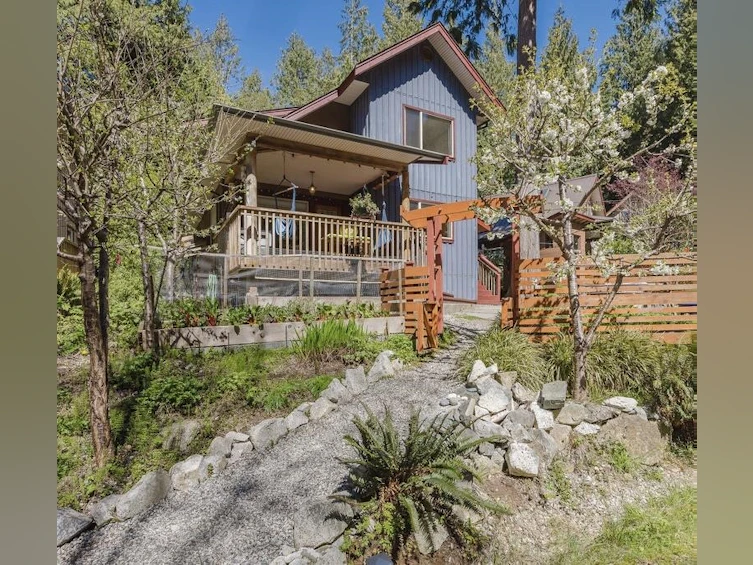 15-1131 Emery Road, Roberts Creek, BC, V0N 2W0 - 38
