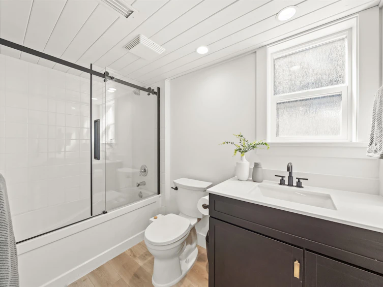 501 55a Street, Delta, BC, V4M 3M2 - 28