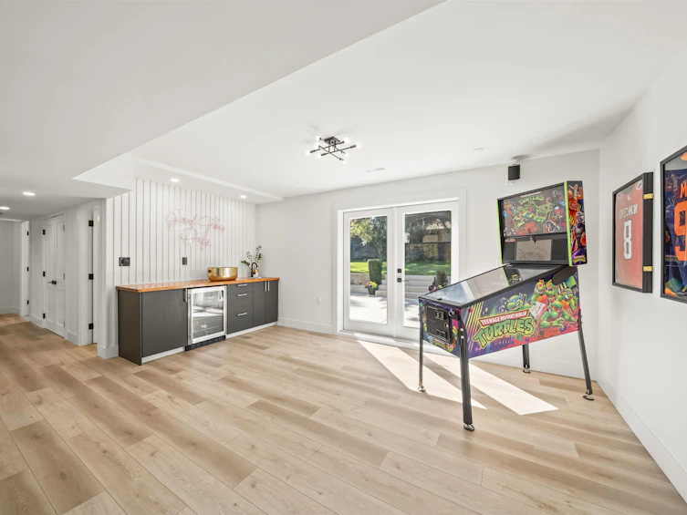 501 55a Street, Delta, BC, V4M 3M2 - 23