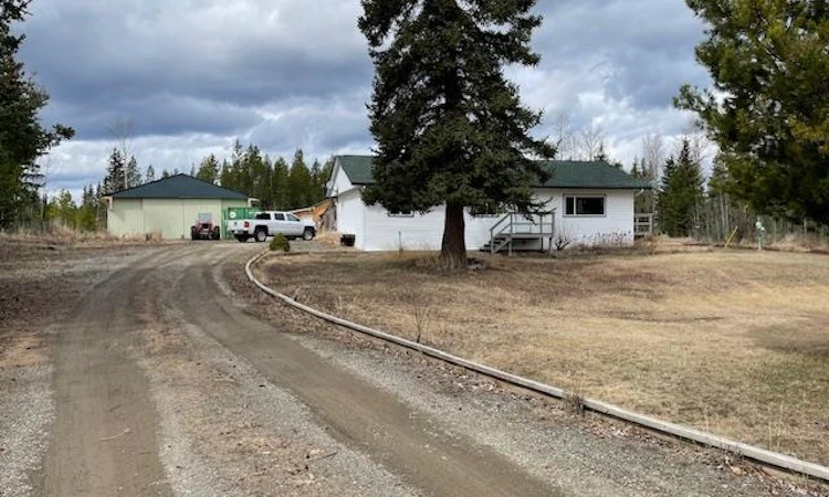 7008 Holmes Road