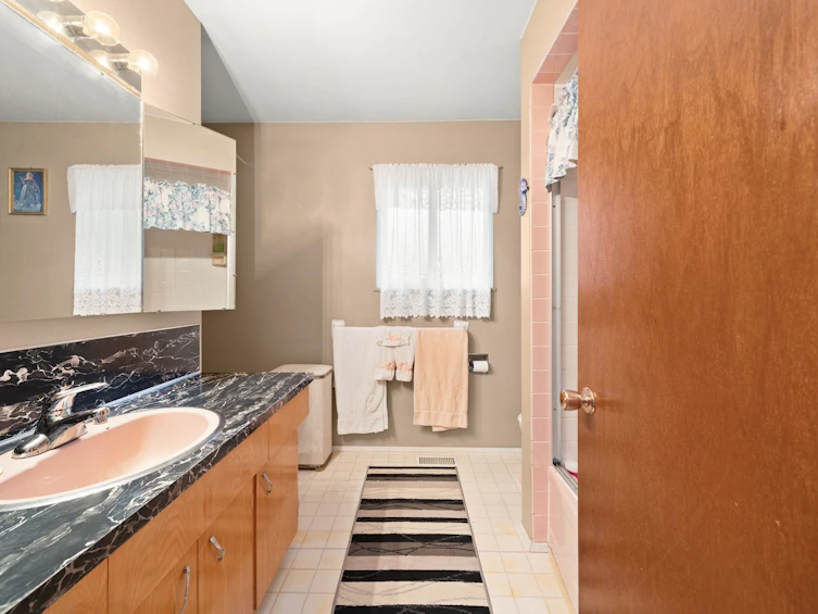 1553 55a Street, Delta, BC, V4M 3M8 - 21