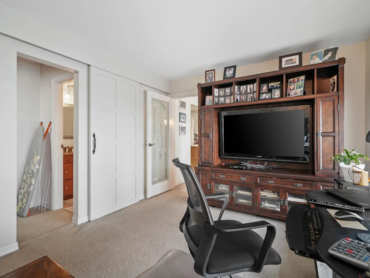 308-1437 Foster Street, Surrey, BC, V4B 3X6 - 16