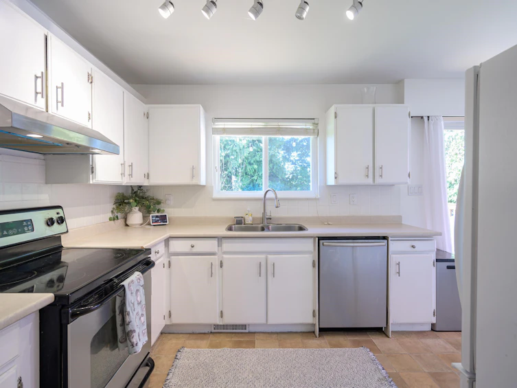 1345 53a Street, Delta, BC, V4M 3E8 - 17