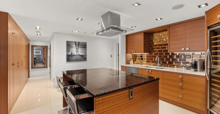 805-1450 Pennyfarthing Drive, Vancouver, BC, V6J 4X8 - 5