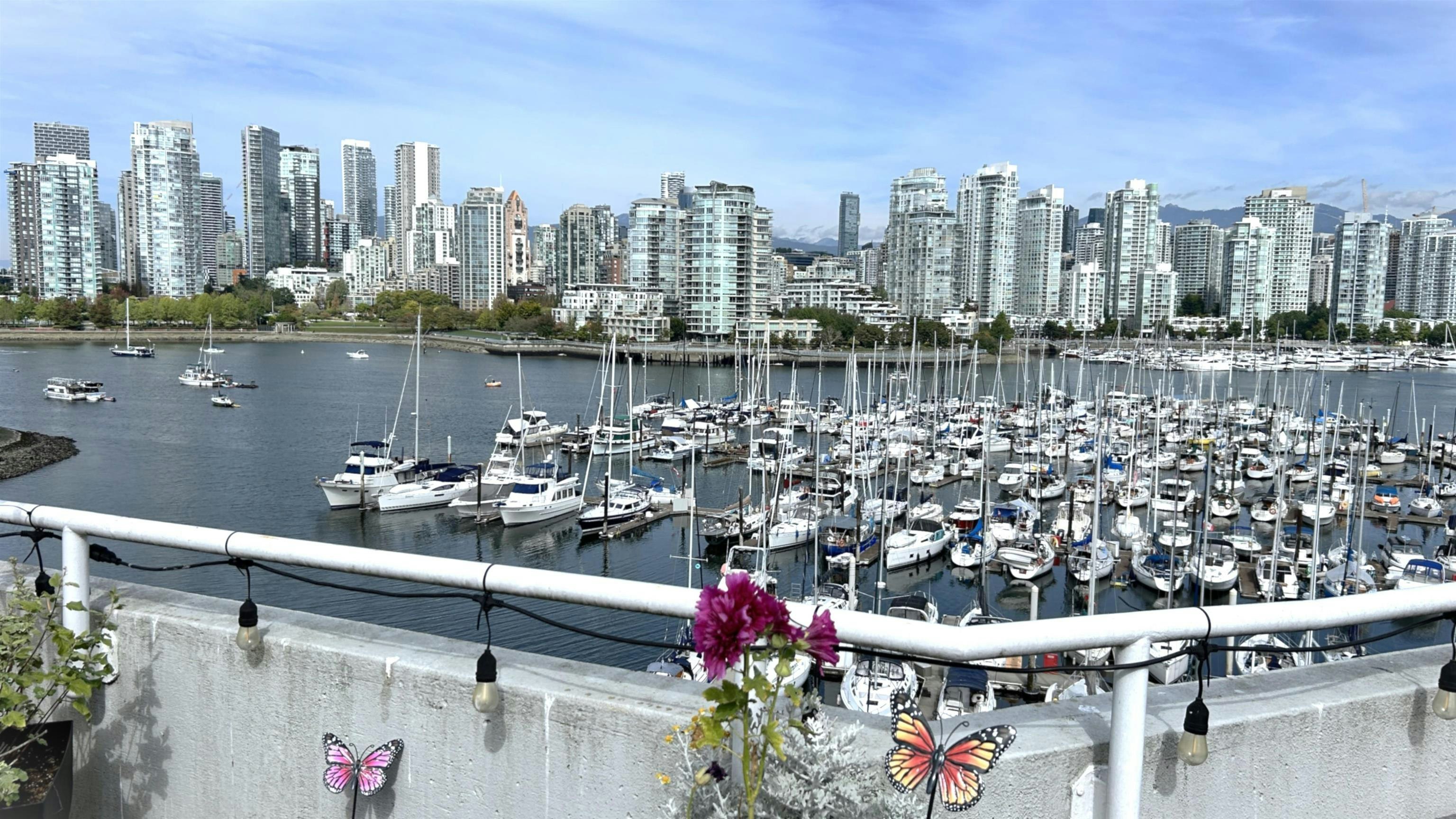 315-674 Leg In Boot Square, Vancouver, BC, V5Z 4B4