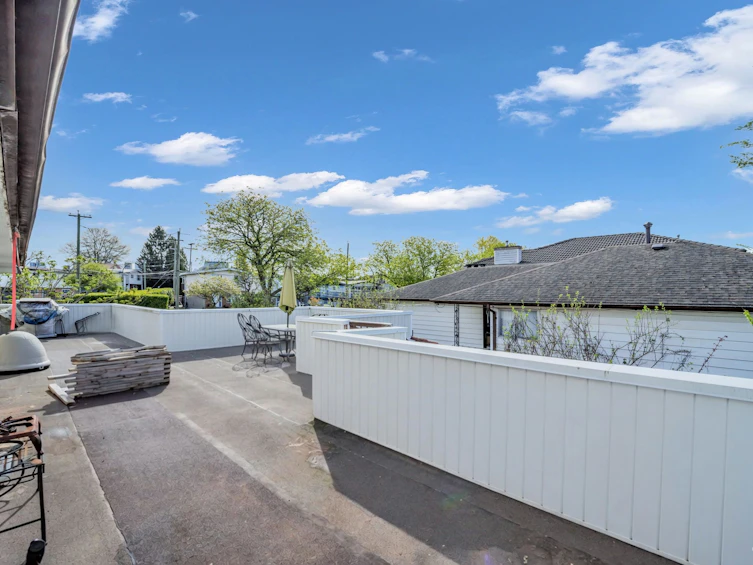 3088 School Avenue, Vancouver, BC, V5R 5M8 - 17