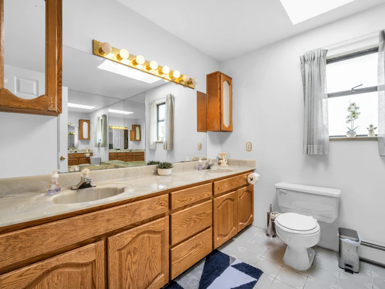 3088 School Avenue, Vancouver, BC, V5R 5M8 - 20
