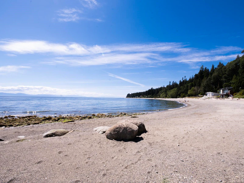 1618 Ocean Beach Espl, Gibsons BC