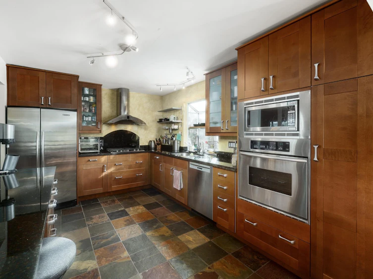 2041 Tompkins Crescent, North Vancouver, BC, V7H 2C9