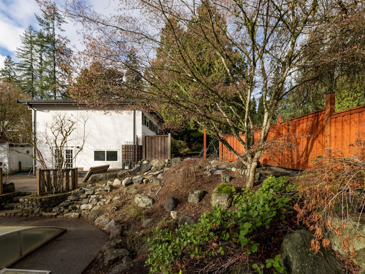 2041 Tompkins Crescent, North Vancouver, BC, V7H 2C9 - 34