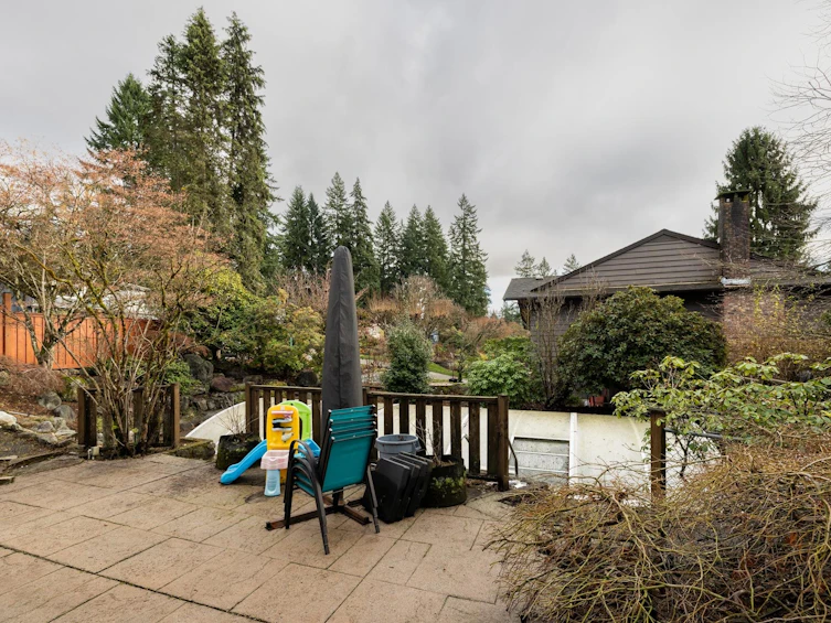 2041 Tompkins Crescent, North Vancouver, BC, V7H 2C9 - 28