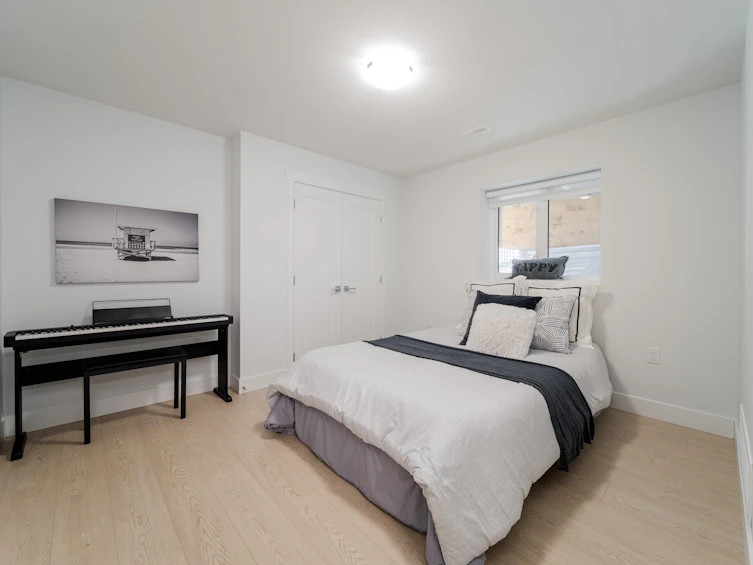 20530 77a Avenue, Langley, BC, V2Y 4K3 - 25