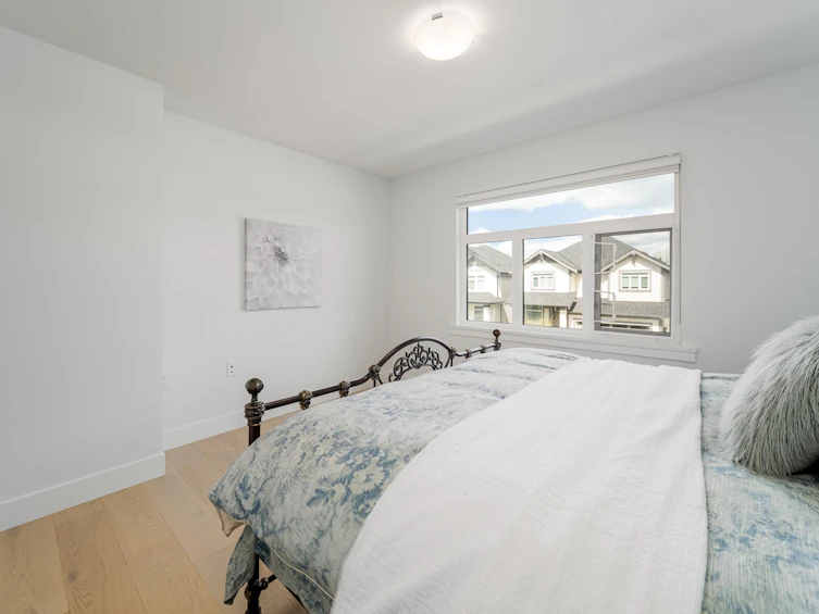 20530 77a Avenue, Langley, BC, V2Y 4K3 - 20