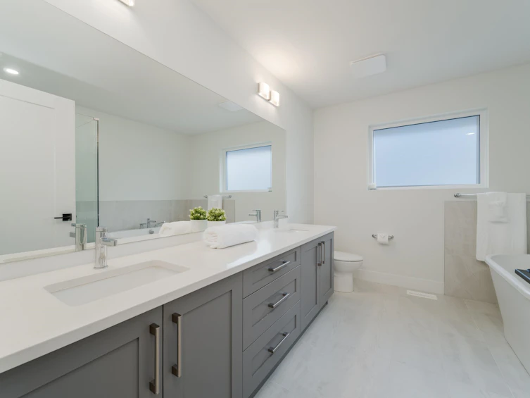 20530 77a Avenue, Langley, BC, V2Y 4K3 - 15