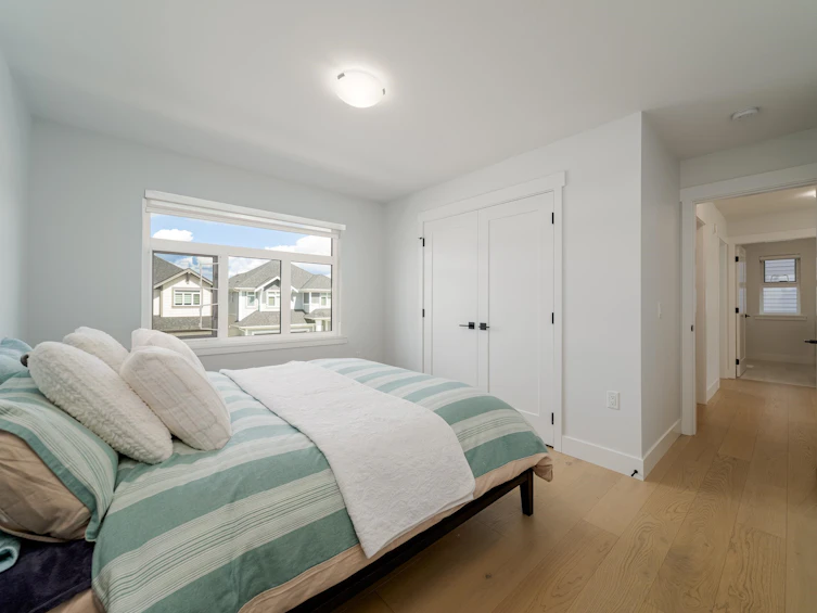 20530 77a Avenue, Langley, BC, V2Y 4K3 - 24