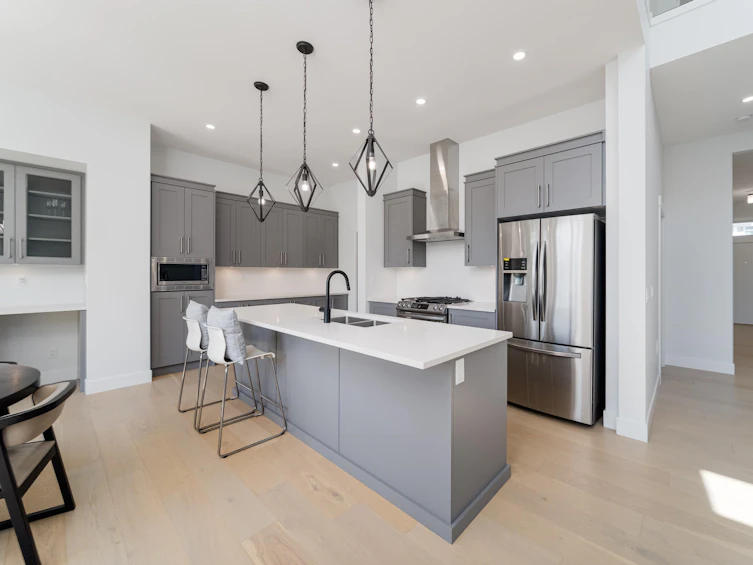 20530 77a Avenue, Langley, BC, V2Y 4K3 - 6