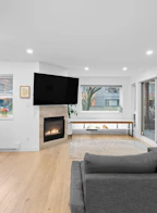 102a 1220 Quayside Drive